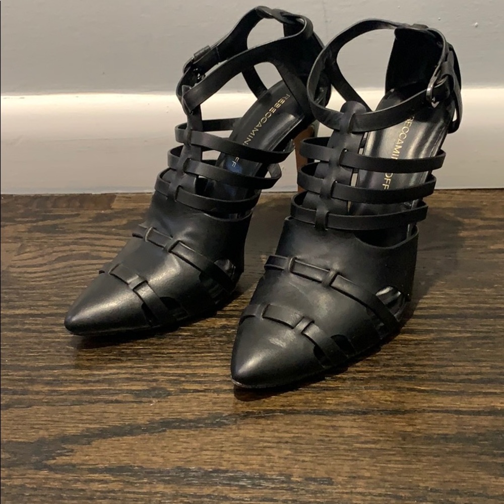 Black Pumps - image 1